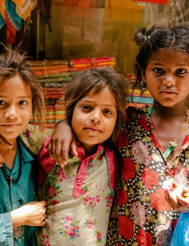 Feeding poor children India